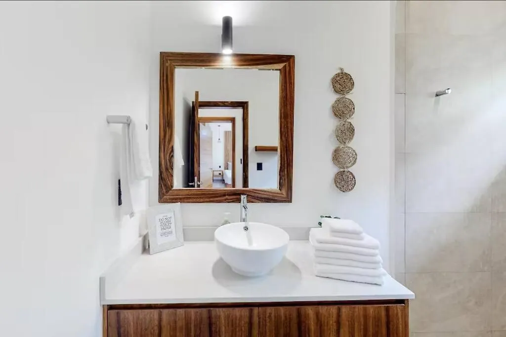 Spacious Condo, Beautiful Pool, Wi-Fi - Casa Kaanal 104 Tulum Apartment