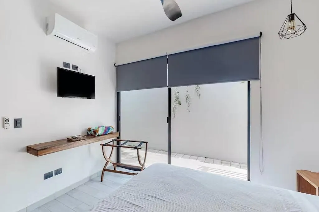 Spacious Condo, Beautiful Pool, Wi-Fi - Casa Kaanal 104 Tulum 0*,
